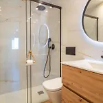 Apartment Peaceful 1br Near Metro By Lovelystay Porto