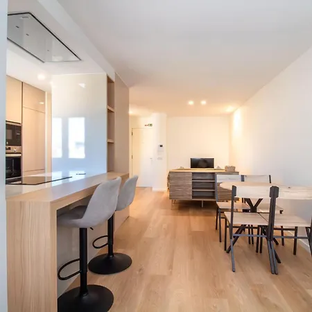 아파트 Peaceful 1br Near Metro By Lovelystay