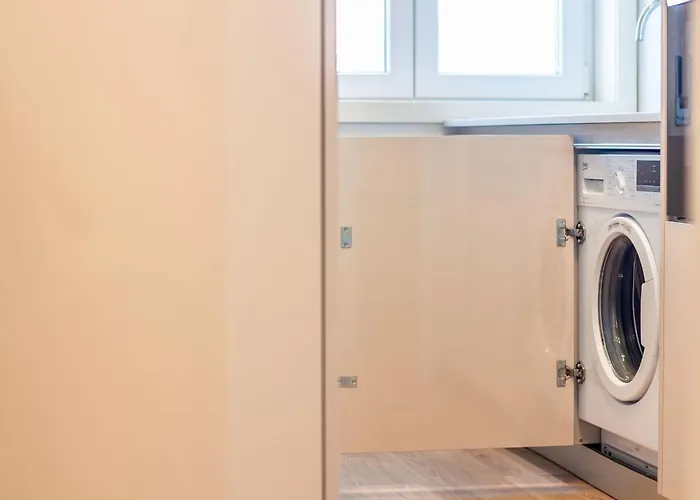 Apartamento Peaceful 1br Near Metro By Lovelystay