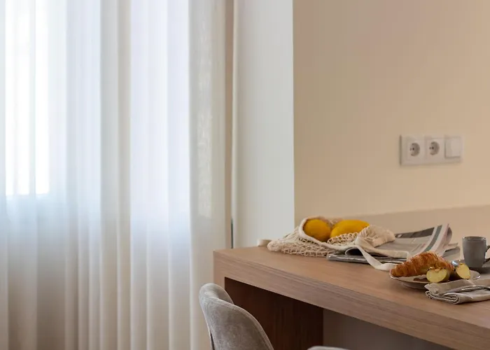 Peaceful 1br Near Metro By Lovelystay